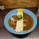 エピタフカレー - カレー2種盛り 1550円
