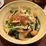 食堂 おがわ - 春菊の胡麻和え。