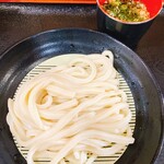 手打ちセルフうどん 海侍 - 