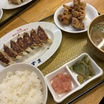 元祖仙台ひとくち餃子 あずま - 二日酔いなのに餃子のあずま　餃唐定食
