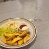 コーヒーキッチン HERON - 料理写真:おつまみ①フライドポテト(税込680円)
手作り感のある皮付きフライドポテト、萵苣&千切り甘藍添え
お酒①檸檬サワー(税込660円)
おつまみとお酒でお会計は1,340円也