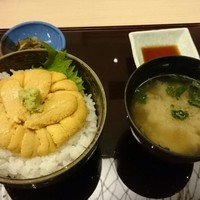 函館うに むらかみ 日本生命札幌ビル店 - 味噌汁つきですが