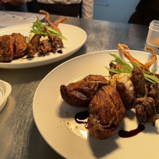 深夜まで楽しめるビストロ料理