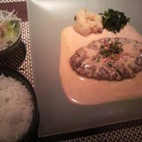 旬菜ステーキ処 らいむらいと - ハンバーグ２５０グラム