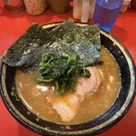 家系総本山 吉村家 - 