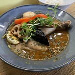 スープカレー鳩時計 - 尻ケツ側から接写！
3辛は辛さが苦手な人でも十分喰らえる辛さでした。