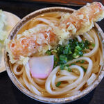 情熱うどん わらく - かけ大420円＋ちくわ天ぷら130円＋アスパラの天ぷら180円