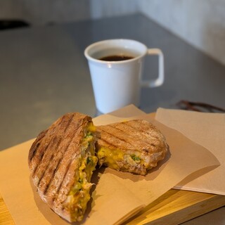 コーヒースタンド moi_0