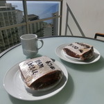 Henry’s Place - ラナイでいただきました～♪