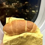 パン・メゾン - ■塩パン ￥95 (さらば松山の街の光よ)