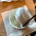 アリマ ジェラテリア スタジオーネ - ダブル(ピスタチオ・ありまサイダー)  690円