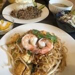 タイ料理 サバイ サバイ - 