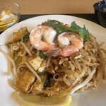 タイ料理 サバイ サバイ - 