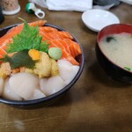 市場食堂 味処たけだ   - 