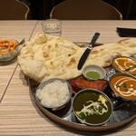 ASIAN RESTAURANT BASIL 丸之內Palace大樓店 - 