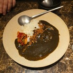 肉匠 コギヤ 宴庭  - コギヤ流スパイシー黒カレー