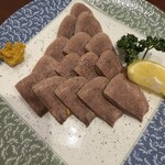 牛たん料理 閣 - 牛たんスライス