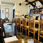 あぜ道 - 店内