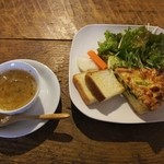 カフェ ウワイト - キッシュランチ