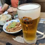 焼き鳥野島 - ドリンク写真:ビールとおつまみ