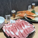 涮涮鍋 壽喜燒 螃蟹吃到飽 和牛與豬...然後是螃蟹 心齋橋站前店 - 
