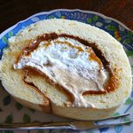 ハッピーベリー - 【ほろにがキャラメルロール…1本：1,575円、半分個：790円】★2010/3