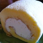 ハッピーベリー - 【ハッピーロール…1本：1,260円、半分個：630円】★2010/3