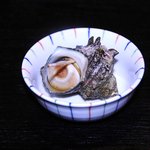 旨えもん処 なごみ家 - この日のお通しは「サザエ」でした