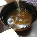 元祖手打そば いづるや - そば湯をそそ志で