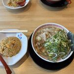 ラーメン まこと屋 - 料理写真: