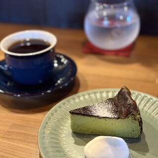 Cafe Creek_0