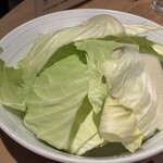 焼肉ホルモン 大松 - キャベツ
