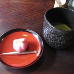 竹情荘 - 桃のお菓子と抹茶(2015.02)