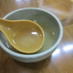 華村 - 料理写真:先ずはお茶が運ばれてきたのでそれをいただいてお腹を癒します。
