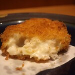 こころや - 真鯛クリームコロッケ断面アップ