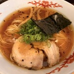 ラーメン専門店 なんぞ - 料理写真:醤油旨味ソバ¥1,100-