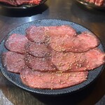 もみだれ焼肉獅子楼 - 上塩タン