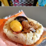 NewDays KIOSK - 料理写真:峠の釜飯風おにぎり