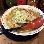 豚吉 - 
