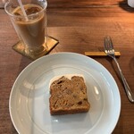 カフェ マメヒコ - スパイスにんじんケーキ  にんじんの量が普通の2倍なんですって！