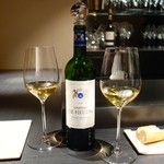 エクアトゥール - ［４回目］2006 Chateau de Fieuzal Blanc, Pessac-Leognan, France