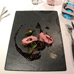 コシモ・プリュス - フランスシャランの鴨　ナッツとトリュフのソース