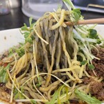 四川担担麺 阿吽 - つゆ無し黒胡麻担々麺