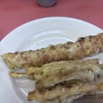 上州手打うどんつるつる - ちくわ、牛蒡の天ぷら