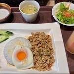 エムエム タイ - 