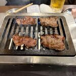 焼肉ホルモンたすき - 