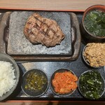 感動の肉と米 - 料理写真: