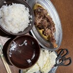 骨付鳥かもん - おやどり1100円