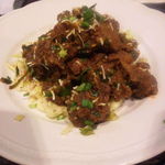 アーンドラ・ダイニング - マトン・ヴェプドゥ