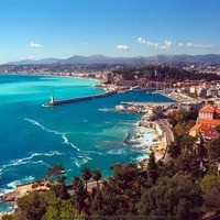 プロヴァンス地方：輝く太陽、紺碧の海、気取らない人生を楽しむ風土が造るワインの産地